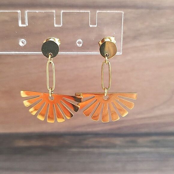 Gold Fan Drop Pierced Earrings - Picture 2 of 8